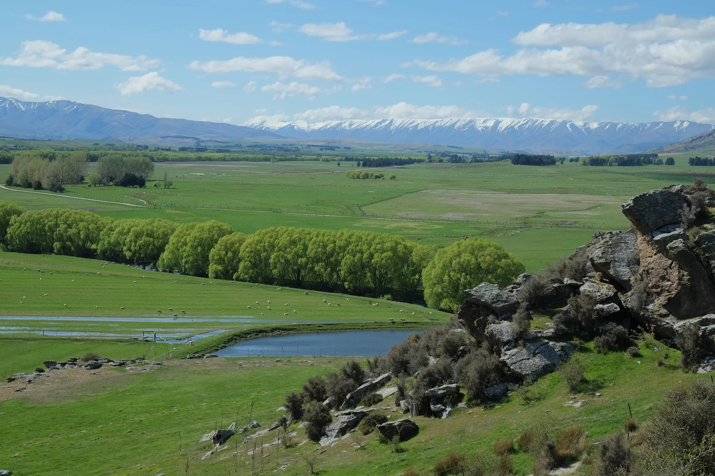 Hawkdun Range across Manuherikia Valley, 2013; regional view, not the Trask farm set.