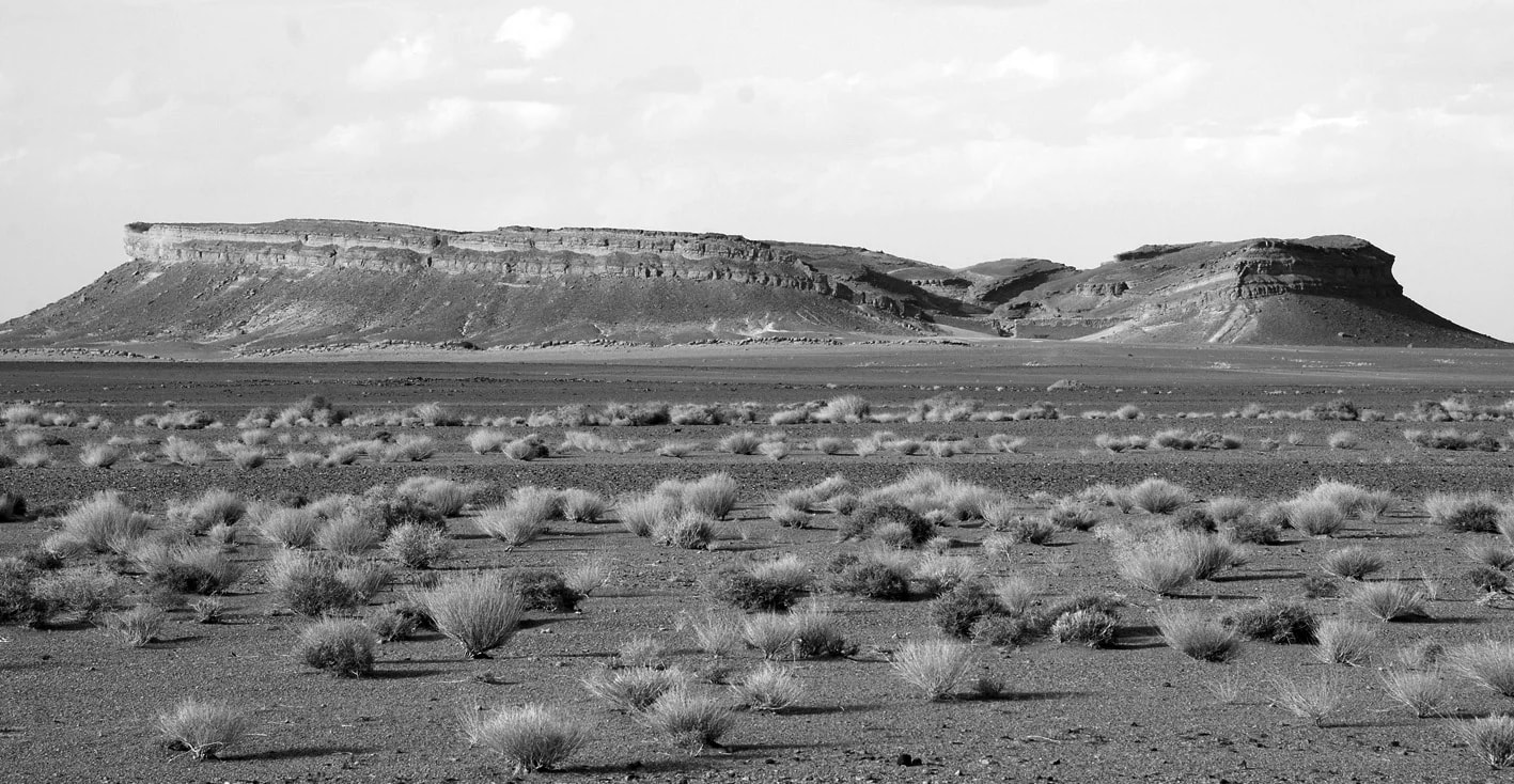 Gara Medouar seen from the southwest, published 2013; no Hamunaptra set is shown.